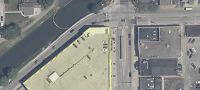 Commercial Property with Parking Garage