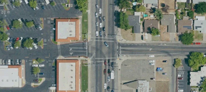 Retail Space with Strong Co-Tenants