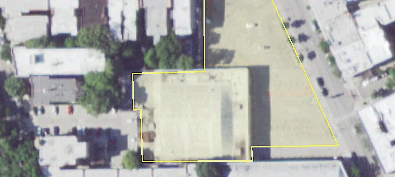 Lakeview Retail Space For Rent