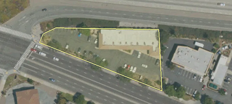 Retail Space with Freeway Visibility