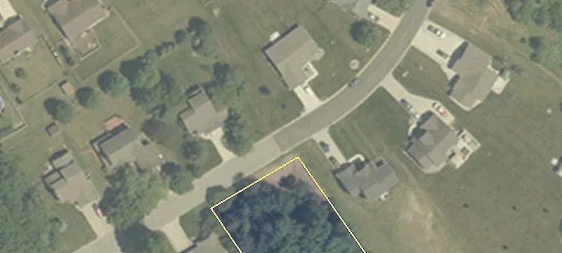 Land in Picturesque Community