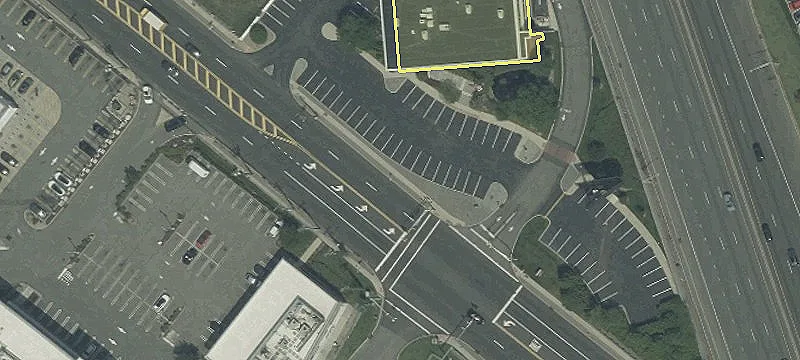 Retail Building For Lease