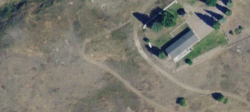 Land with Panoramic Lake Views