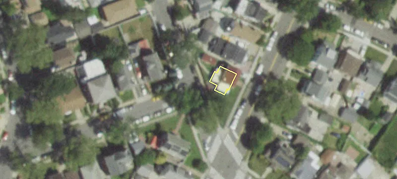 Spacious Jamaica Property with Parking
