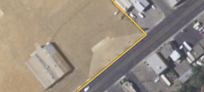 Commercial Lot Near Downtown
