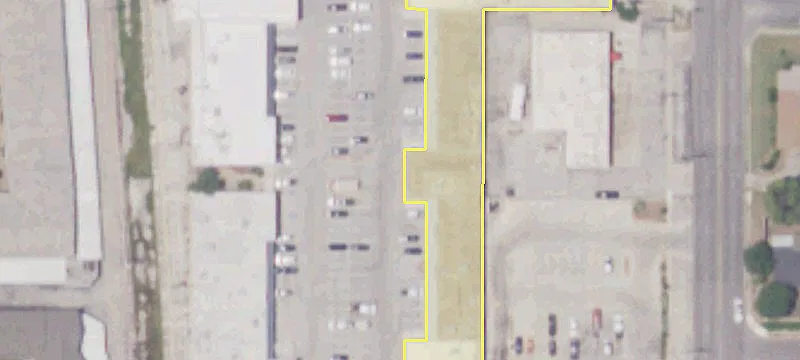 Retail Center Near North Star Mall