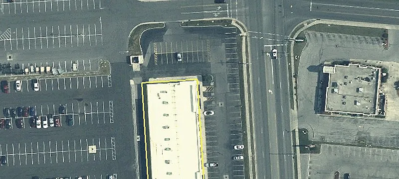 Retail Center Near Major Retailers