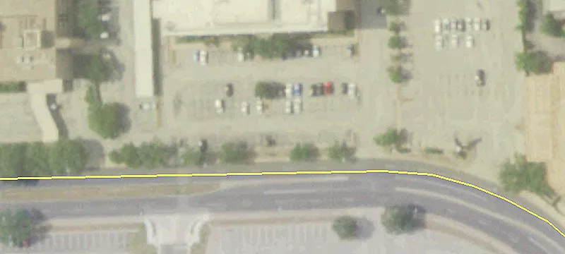 Office Space with Extensive Amenities