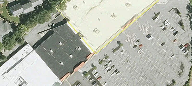 Retail Space Available For Rent