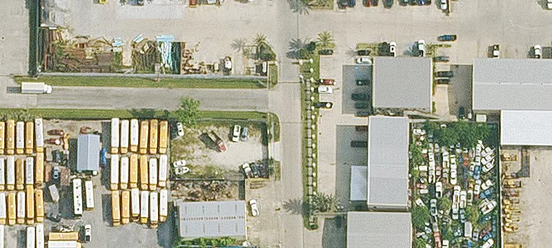 Office Warehouse with Lay Down Yard