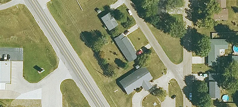 Versatile Commercial Building on Highway