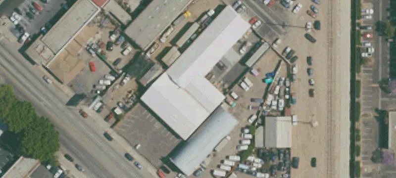 Oxnard Commercial Building with Yard