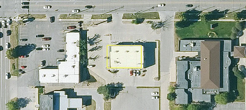 Commercial Lot in Prime Location