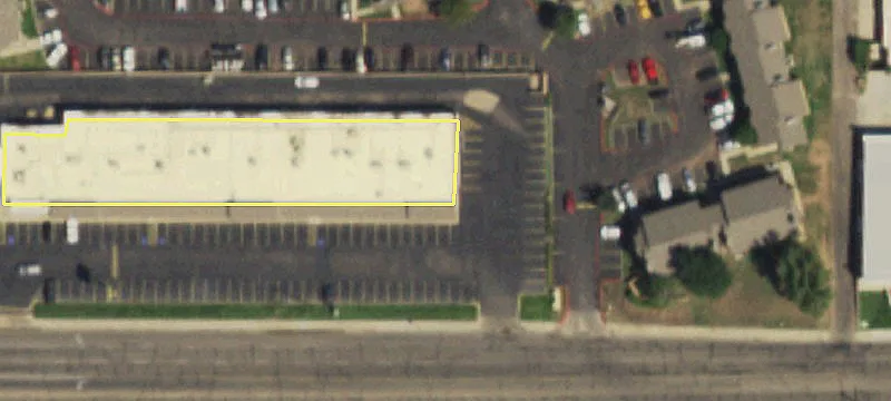 Retail Space in High-Traffic Corridor