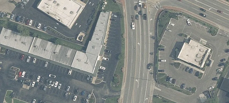 Neighborhood Shopping Center For Rent