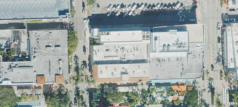 Prime Retail Space on Lincoln