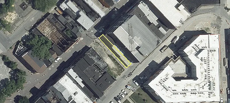 Mixed-Use Building in Old Town