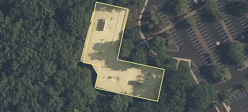 Office Space in Park-Like Setting