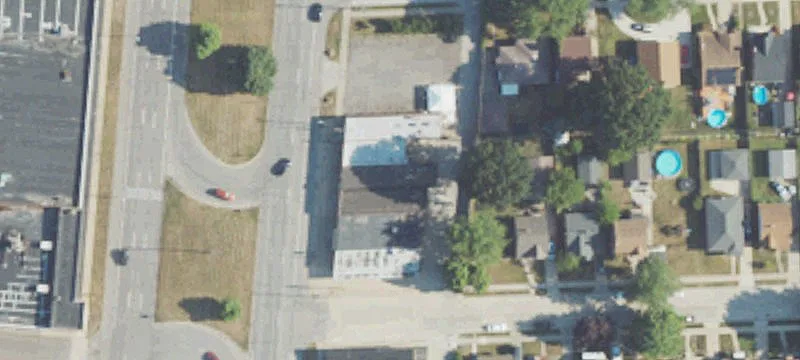 Lincoln Park Commercial Space