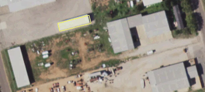 Industrial Property with Large Shops