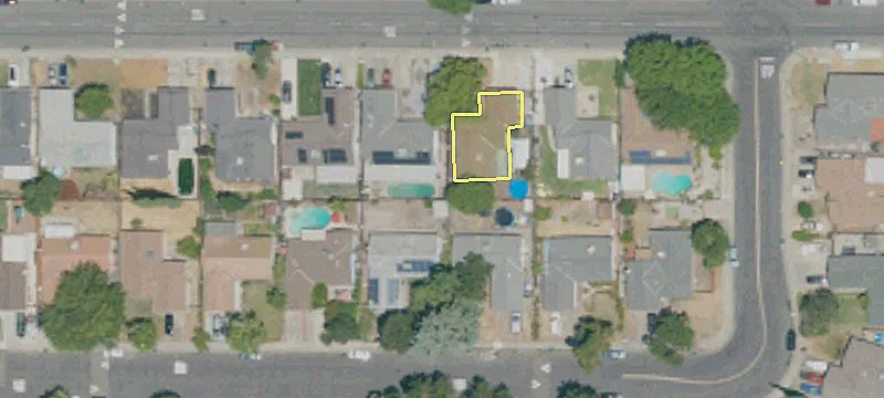 Retail Space Available For Lease