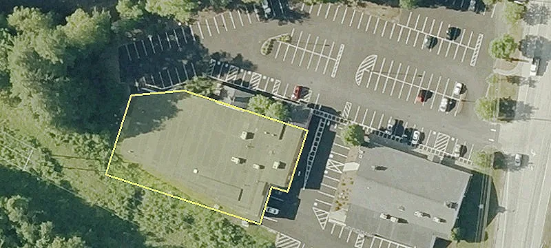 Retail Space in Rivers Edge