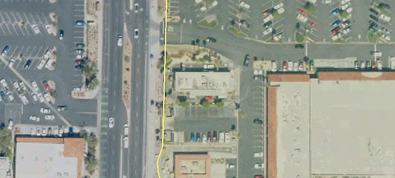 Retail Space in Vons Center