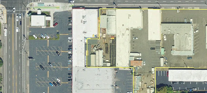 Retail Space Available For Lease