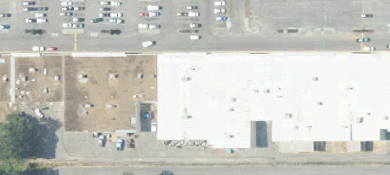 Retail Space in Busy Center
