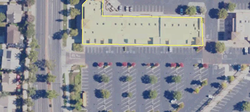 Neighborhood Shopping Center For Rent