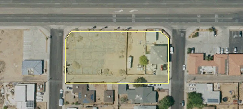 Corner Retail Land in Ridgecrest