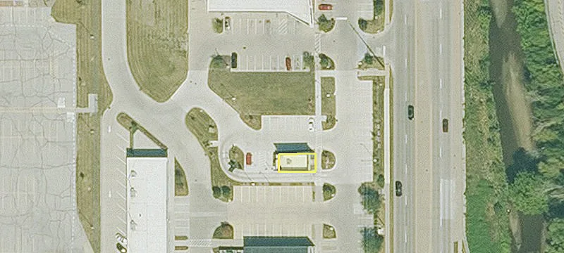 Retail Space in West Des Moines
