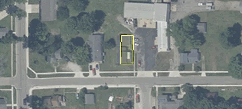 Commercial Acreage Near Lake Destination