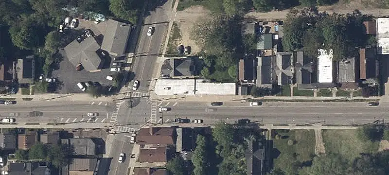 Commercial Building Near I-90