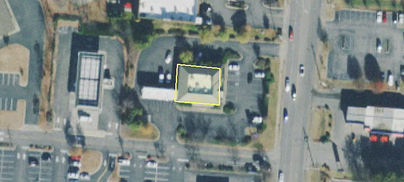 Commercial Land in Growing Area