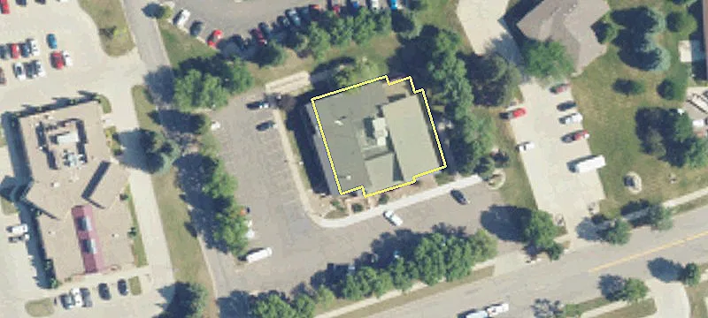 Office Space Near Retail Hub