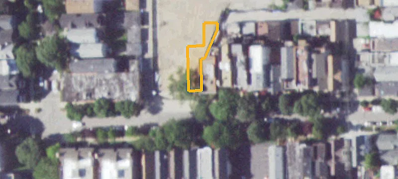 Oversized Lot in Southport Corridor