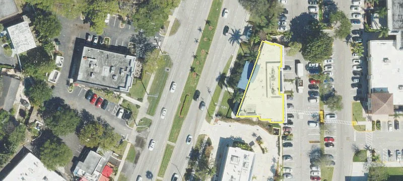 Fifth Avenue Shops Retail Space
