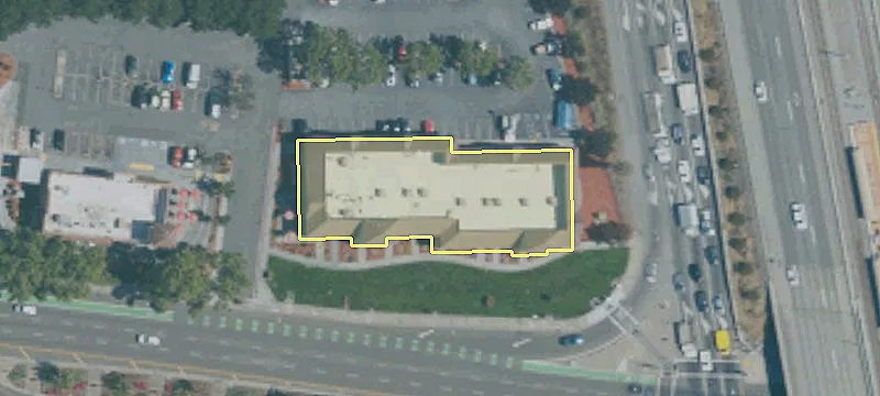 Retail/Restaurant Space Near Capitol Auto