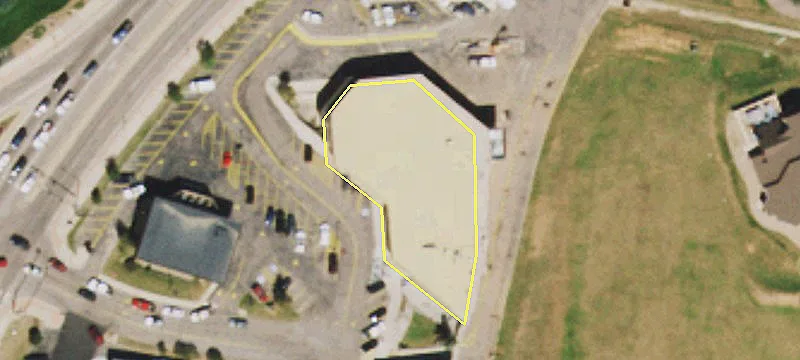 Woodland Park Retail Center Space
