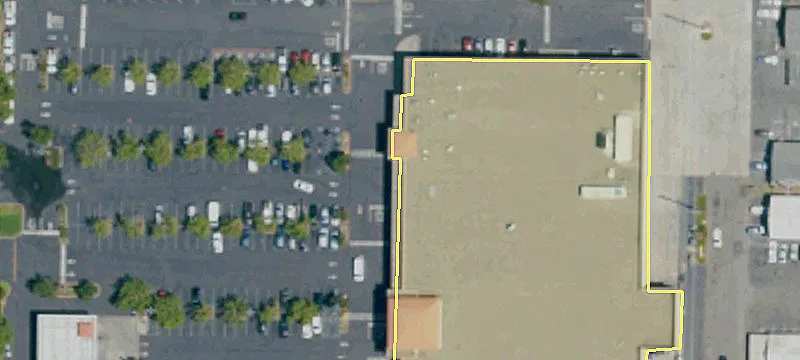 Retail Space in Busy Corridor
