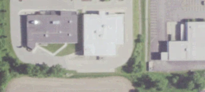 Prime Commercial Space Near Mall