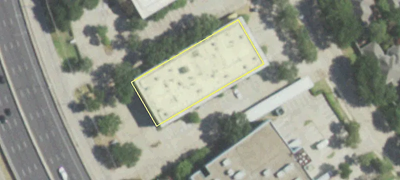 Professional Office Building Near Tollway