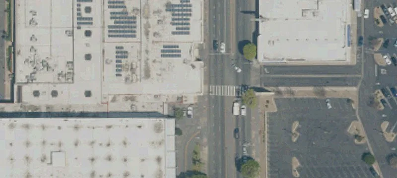 Enclosed Mall in High-Density Area