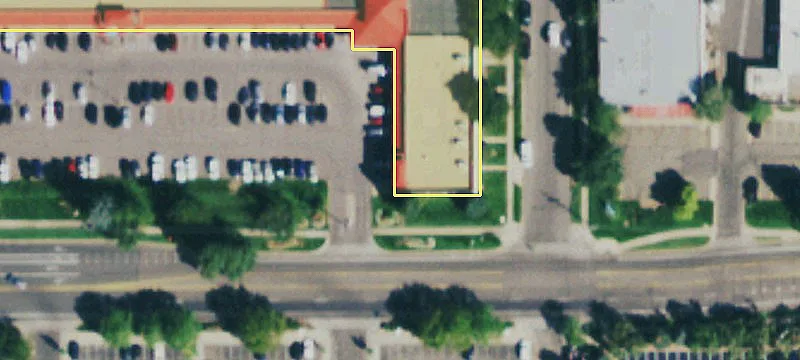 Retail Space in Walnut Gardens