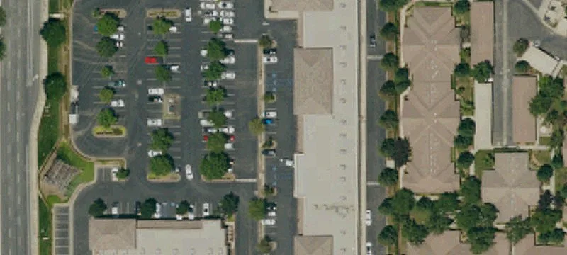 Retail Space in Riverlakes Center