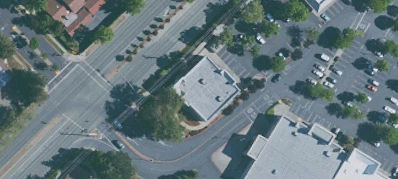 Grocery-Anchored Shopping Center For Rent
