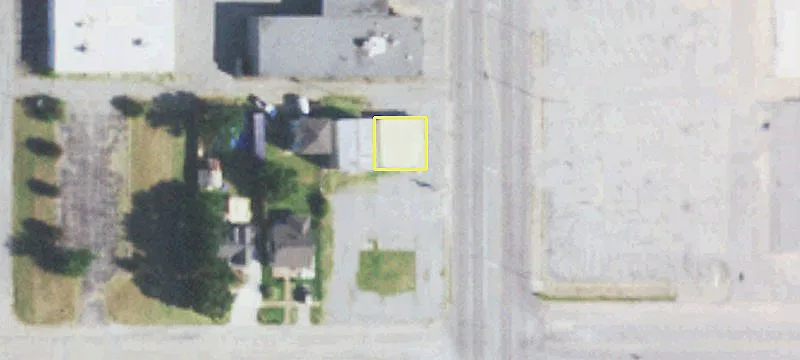 Corner Lot Near Downtown