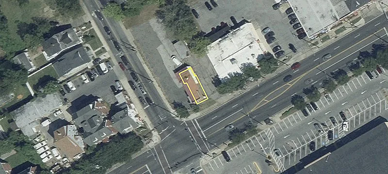 High-Visibility Corner Lot in Brentwood