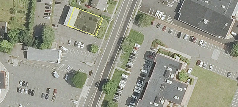 Retail Plaza Space For Lease